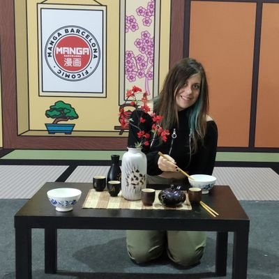 Whovian. Me encanta la fotografía, con ganas de explorar nuevos rincones en este mundo.
Algunas veces incluso programo 👩🏻💻
