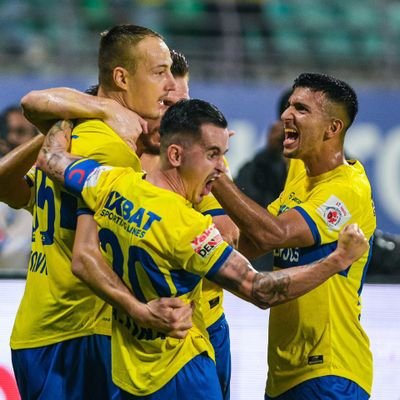 Casper_KBFC's profile picture. LOYAL KBFC FAN💛
CR7