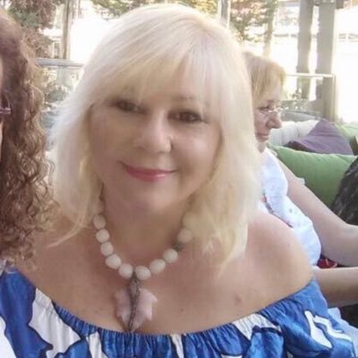 saliha56552185's profile picture. Kıymet bilen insanlara zaafım var.Onlar incili kaftan,gerisi yamalı fistan