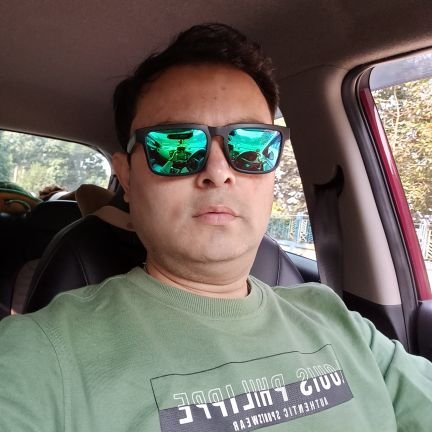 arijit2808's profile picture. Live life king size!!