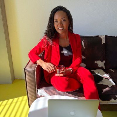Voor ondernemende vrouwen in de Health & Wellness industrie met een sterke ambitie om te knallen met hun business door bouwen aan online vertrouwen.