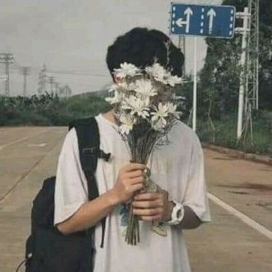 MeetKot6943455's profile picture. Go with the flow 🌊