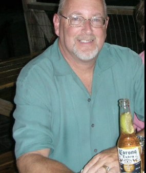 rooster812's profile picture. 