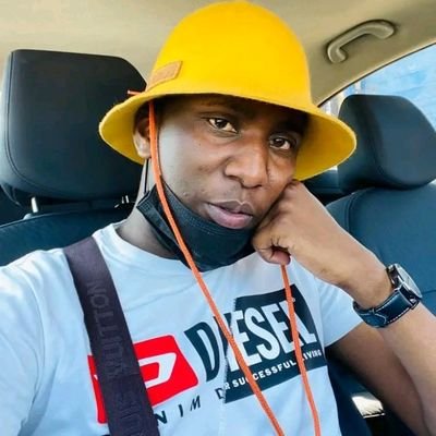 ThabangMaenetje's profile picture. 