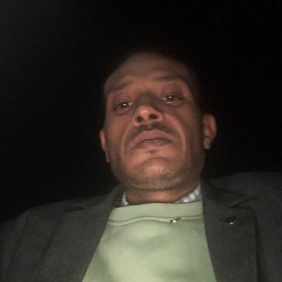 thkinglilig's profile picture. 