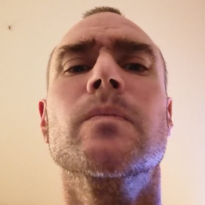 Nik25360234's profile picture. 