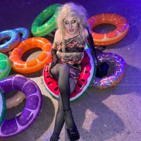 Evie🤭 (@eiveeiveeive) 's Twitter Profile