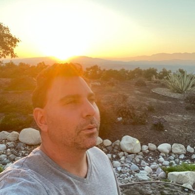 Thirstnrokwoll's profile picture. Freedom loving American