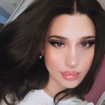 dominatrix trans girl šā
follow my main account : @missy_ts