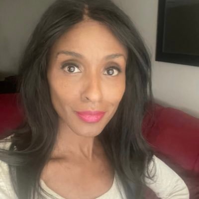 SonyaDenton's profile picture. Co-Founder @peercircleapp_ #ForTheRealYou #NoJudgement #MicroCommunities #SocialCommunities #PeerToPeer #Mobile @RTARyerson Alum @SchulichSchool Alum