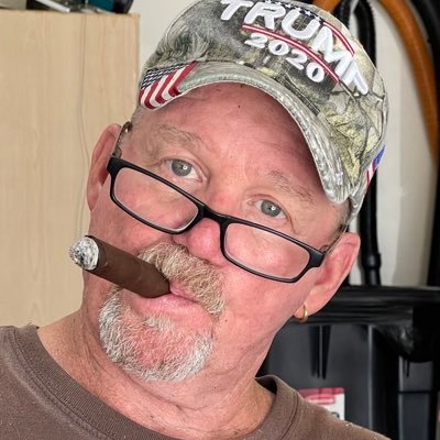 Is this a private fight or can anybody join? Equal opportunity 1st amendment protected insulter! 🇺🇸 America first I follow back patriots. 🚫 IM’s