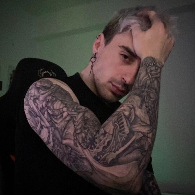 ShadowolfV2's profile picture. Administrador de sistemas informáticos, jugando videojuegos desde siempre, cada vez mas tinta en la piel. Metal for the win 🐺