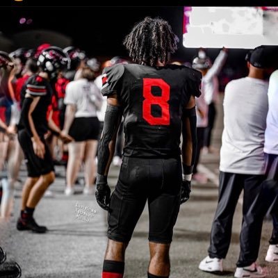 westmoore high school | RB,DB | 5’11 180| c/o ‘24| squat: 530 bench:245 40 yard: 4.52| email: matthewsanchez3811@yahoo.com | NCAA ID# 2301756127 | (405)473-7227