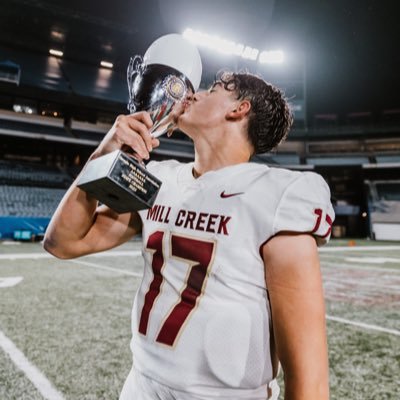 7A State-Champions | Mill Creek High School 7A | 6”1 | 205lb | Hand Size 10inch | 40yrd: 4.63 | 5-10-5: 4.06 |Class of 2023 | Elite 11 Golden Arm Award Winner