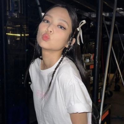 RSEKCAL's profile picture. #mark: ur the reason they invented psych wards