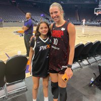 Elleigh (@emolinar11) 's Twitter Profile