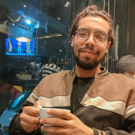 إنسان اللاشيء ☕🖤