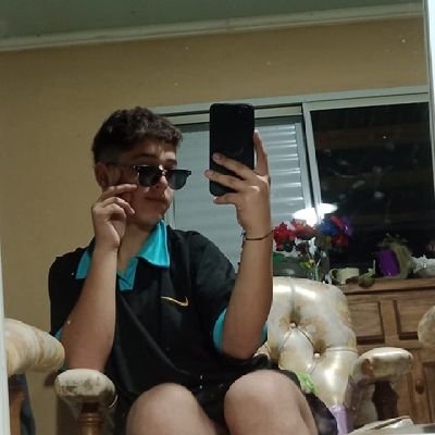Instagram @kev__md