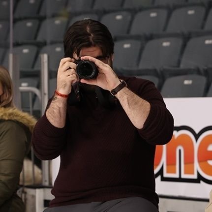 coordinator of marketing & digital media for the @KingstonFronts of the OHL • graphics/occasional photography • tim robinson appreciator