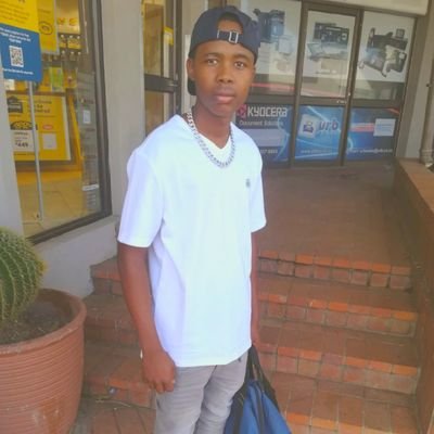 Jordan k sa songwriter,rapper/trapper from South Africa.upington.kanoneiland starterd his music career on the age of 17 inspired by lilbaby 4pf
Music is life