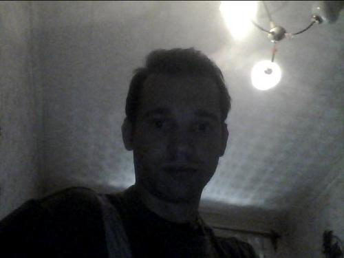 alexeii2010's profile picture. Занимаюсь спортом, люблю хорошую музыку, читаю новости,