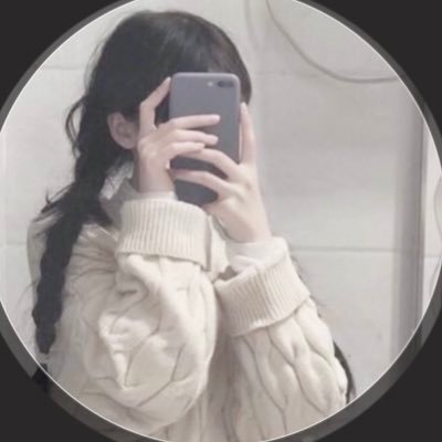 nne__o2's profile picture. 