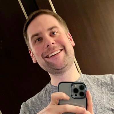 I’m a super big geek with a background in AI, cloud systems and network infrastructure, software development, and data centers. Let’s do lunch 🍸🍷🏳️🌈🥗🍱🍪