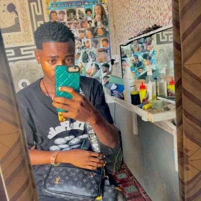 LOVER ❤️ OF GOOD MUSIC ✨....... CHELSEA FAN TILL I DIE 💙💙