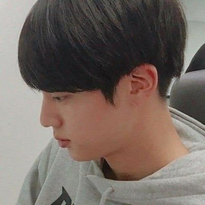 Bảy người mang tên Bangtan Sonyeondan là tình yêu thương chẳng thể tách rời🌟
 Fan Account @BTS_twt