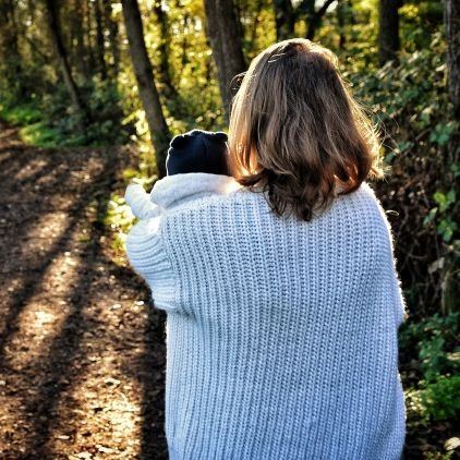 30 - moeder van J. 💙 (juni '22) en vrouw van D. ❤️ - natuur - fotografie - docente Nederlands in VO - gedragsspecialist
