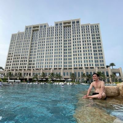 Tin13764742's profile picture. 