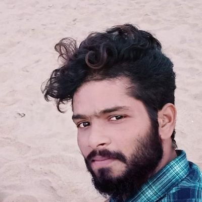 AaketiSrinu's profile picture. Smile