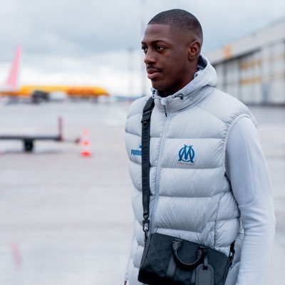 footballeur professionnel @om_officiel / @nati_sfv_asf