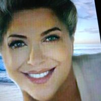 Ana D. (@dazros2) 's Twitter Profile