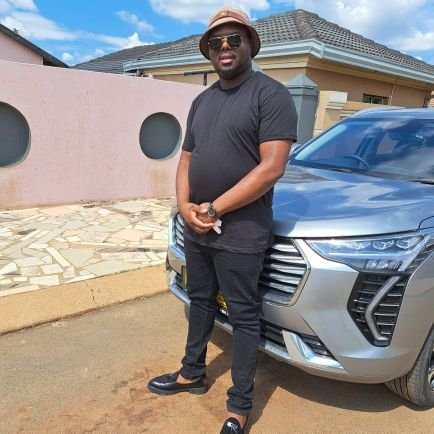 TebogoRatshidi's profile picture. 🙏God Fearing. Husband.❤️https://t.co/yxQfxsmqih Analyst.Entrepreneur ✈️ Traveller. Speaker.