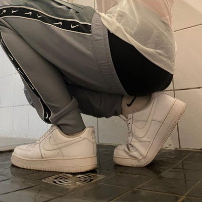 #gay #wet/mud/messyfun #piss #sneakersize_US11