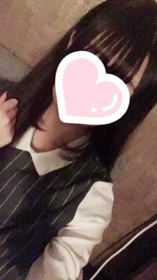 20歳💛裏垢女子と繋がりたい。気持ち良い事大好きだよ♥