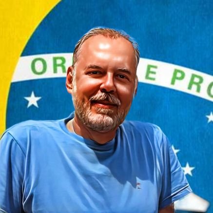 Brasileiro, direita, conservador. Quero um Brasil sem comunismo e corruptos. Marido e pai. 🙋‍♂️🇧🇷