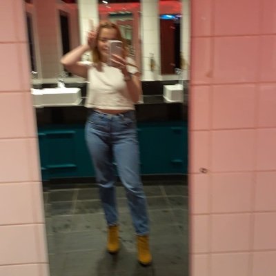 laurenwad_'s profile picture. 