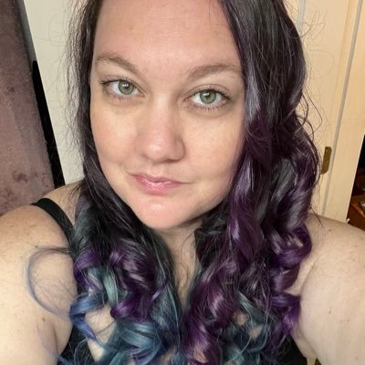 I’m a variety streamer who loves all things zombie, I'm a Skyrim die-hard, and I offer no end to bad gaming! Email: email@illapassion.com | LGBTQIA+ | she/her |