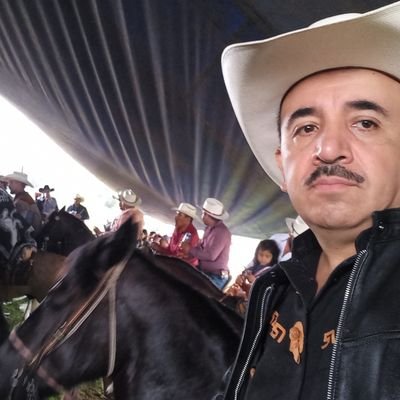 Jorge97380597's profile picture. Sin desafío, no hay transformación.