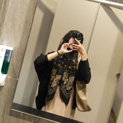 lafadilla07's profile picture. Lagi bahagia, jangan ganggu 🌻