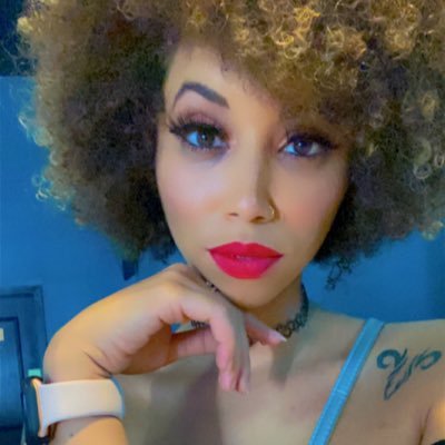 iwantkandy2's profile picture. Welcome to Kandy Land 😈  NEW PAGE!!!