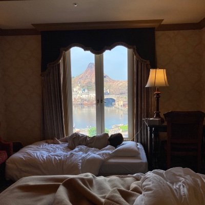 ZxkvXp6ONaGujyw's profile picture. みるせん