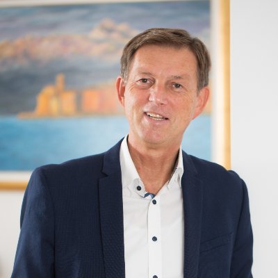 dr. Miro Cerar Profile