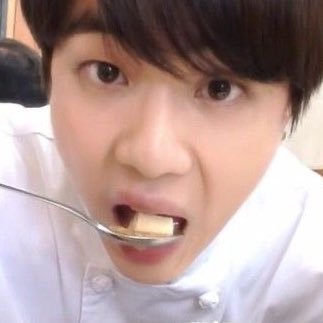 fan acc | stan bts and bts only | 20 yrs YOUNG | i love dilf seokjin