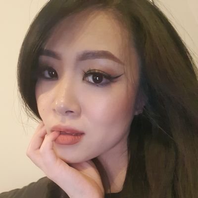 Pianist, food + makeup lover. Amateur baker. Former Twitch mod. Major insurance dummy. IG: bellablahblahcheung 💕  'Awesome! Oh wow! Like totally freak me out!'