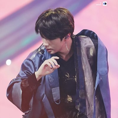 ᴶ𝕀ℕ𝕋𝕁 ✧김석진: 좀 부족해도 너무 아름다운 걸 🌘 네 맘을 밝혀주는 너의 작은 별 🚀 깨지지 않는 별처럼 너의 꿈이 되어 🎣 알라뷰🌹 月が綺麗ですね•ᴗ•