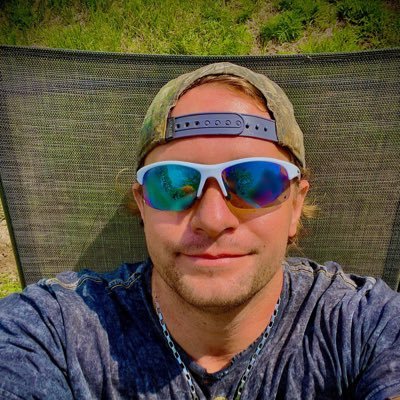 TannerPiper512's profile picture. Professional nature photographer and artist. Framed 18x24 $100. Enjoy the artwork.