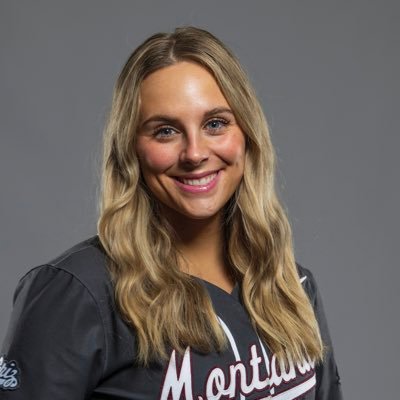 um softball #21